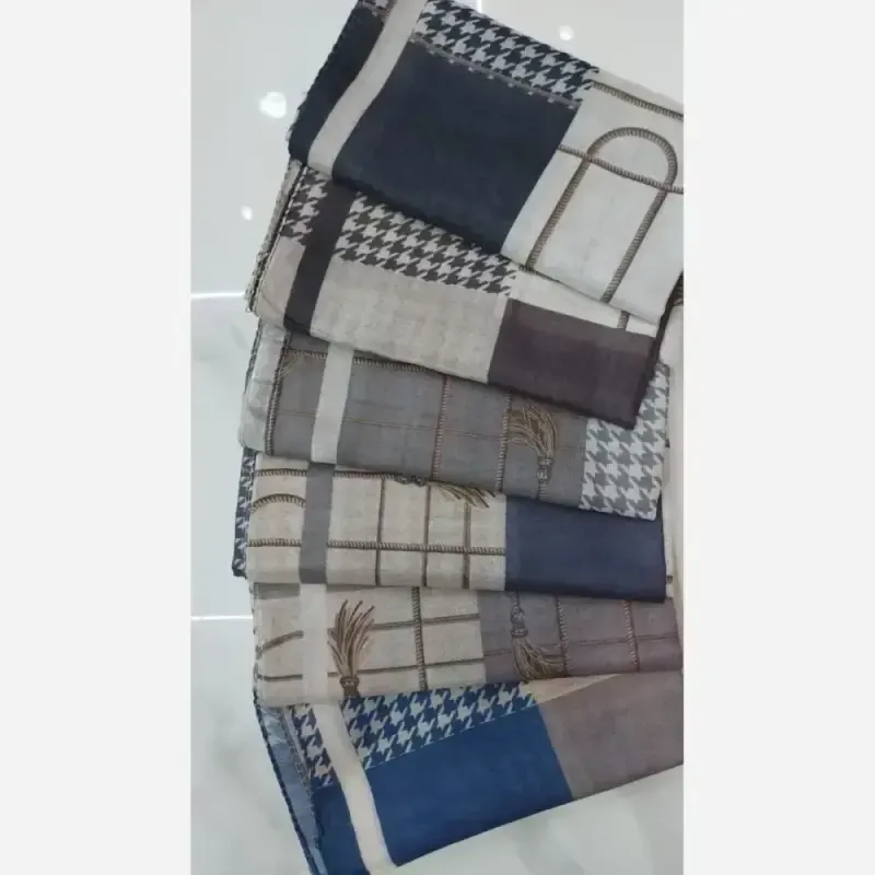 روسری زنانه نخی قواره یک متری دوردوخت مارتاشاپروسری زنانه